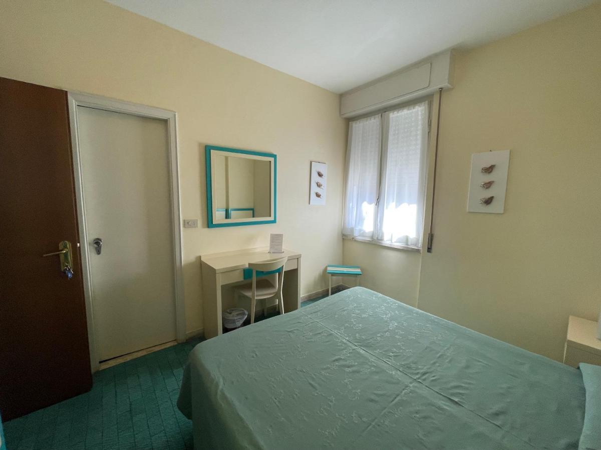 Hotel La Scogliera 카비디라바냐 외부 사진
