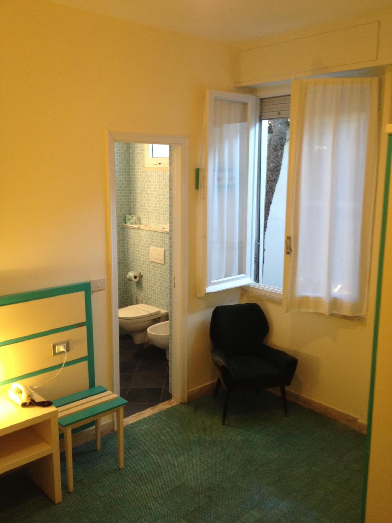Hotel La Scogliera 카비디라바냐 객실 사진